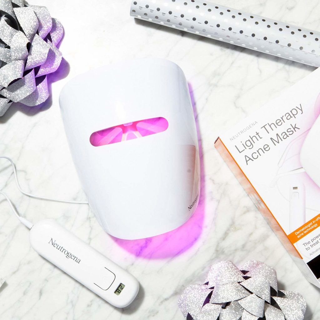 List Price:	$37.68  Price:	$28.38 + $29.69 Shipping & Import Fees Deposit to Norway Details You Save:	$9.30 (25%) Note: Available at a lower price from other sellers that may not offer free Prime shipping. In Stock. Ships from and sold by Amazon.com. This item can't be returned  This item ships to Lier, Norway. Want it Thursday, Feb. 14? Order within 6 hrs 44 mins and choose AmazonGlobal Priority Shipping at checkout. Learn more Deliver to Ruaan - Lier 3400‌ Qty: Turn on 1-click ordering Add to Cart Buy Now Add to List 17 new from $28.37 Other Sellers on Amazon Add to Cart $28.37 & FREE Shipping on eligible orders. Details Sold by: lowprices4you Add to Cart $28.40 & FREE Shipping on eligible orders. Details Sold by: Tactic Shield Add to Cart $28.40 & FREE Shipping on eligible orders. Details Sold by: SILVER HILL Share  Facebook Twitter Pinterest 2K+ Shares  Ad feedback  Neutrogena Light Therapy Acne Treatment Face Mask